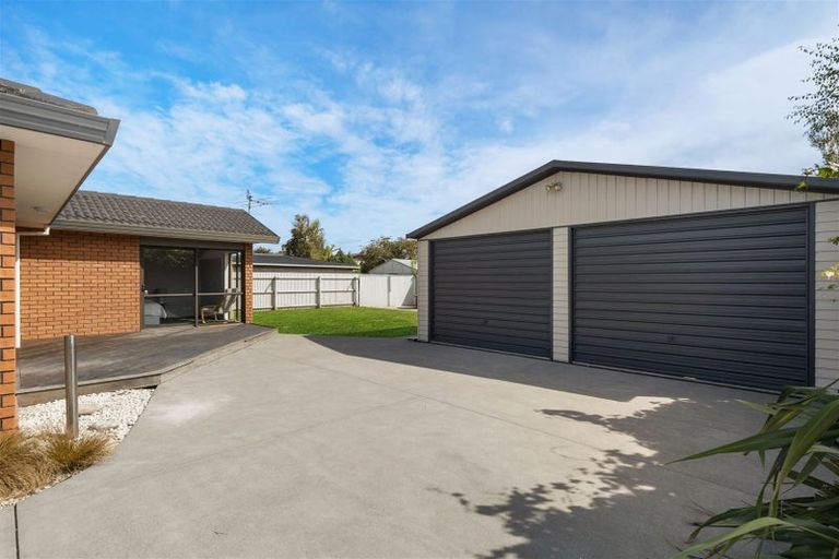 Photo of property in 141 Grimseys Road, Redwood, Christchurch, 8051
