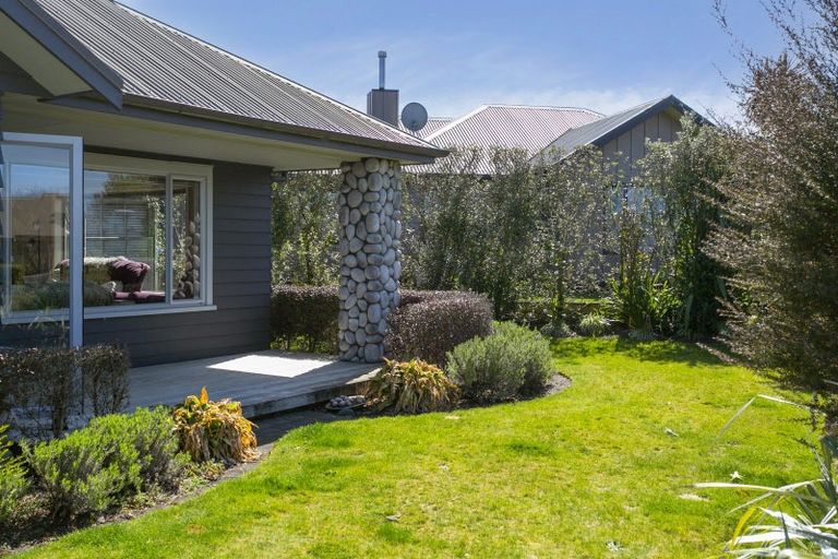 Photo of property in 2 The Circle, Nukuhau, Taupo, 3330