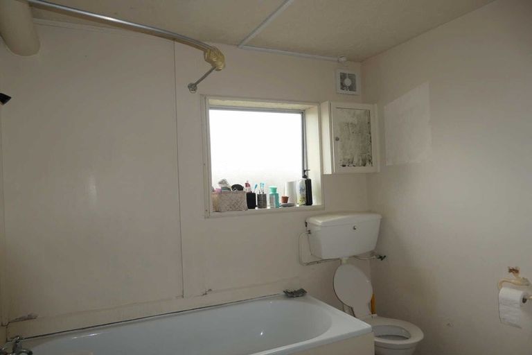 Photo of property in 16/93 Racecourse Road, Sockburn, Christchurch, 8042