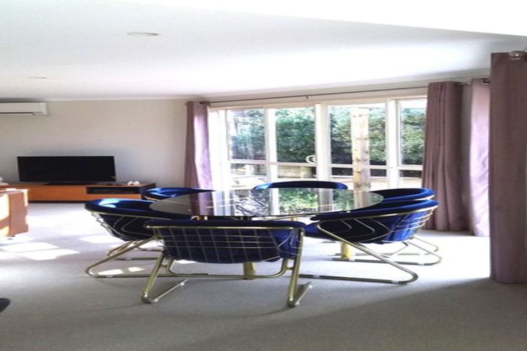 Photo of property in 2 Commodore Court, Gulf Harbour, Whangaparaoa, 0930