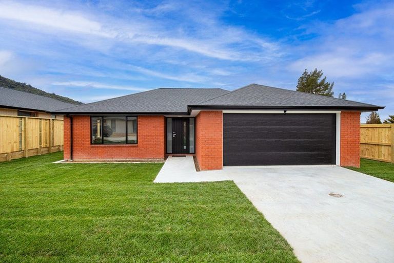 Photo of property in 13 Lloyd Crescent, Pukehangi, Rotorua, 3015