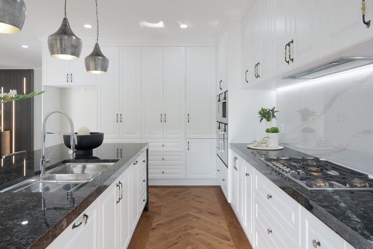 Photo of property in 10b Stratford Avenue, Milford, Auckland, 0620