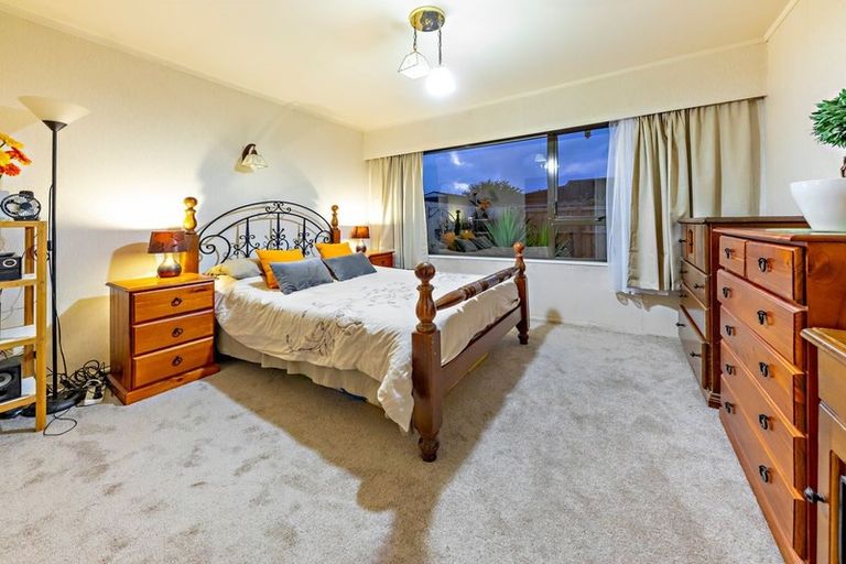 Photo of property in 2/24 Prictor Street, Papakura, 2110