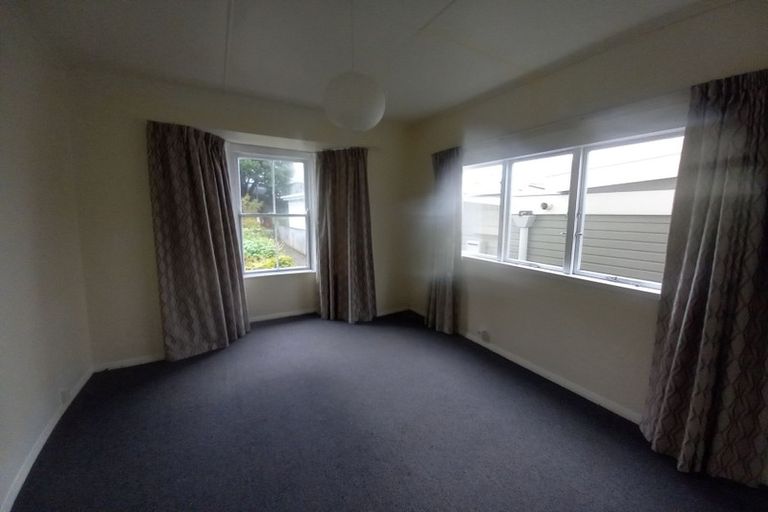 Photo of property in 41 Hawker Street, Mount Victoria, Wellington, 6011