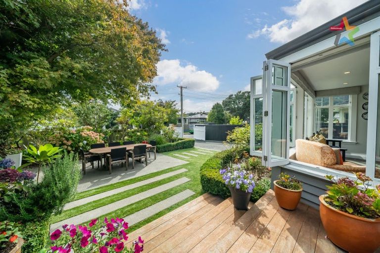 Photo of property in 15 Fairfield Avenue, Fairfield, Lower Hutt, 5011