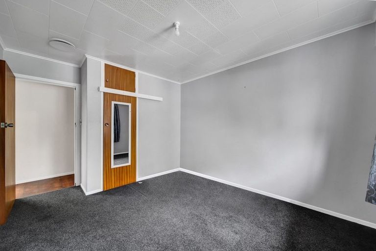 Photo of property in 4 Climie Crescent, Hawera, 4610