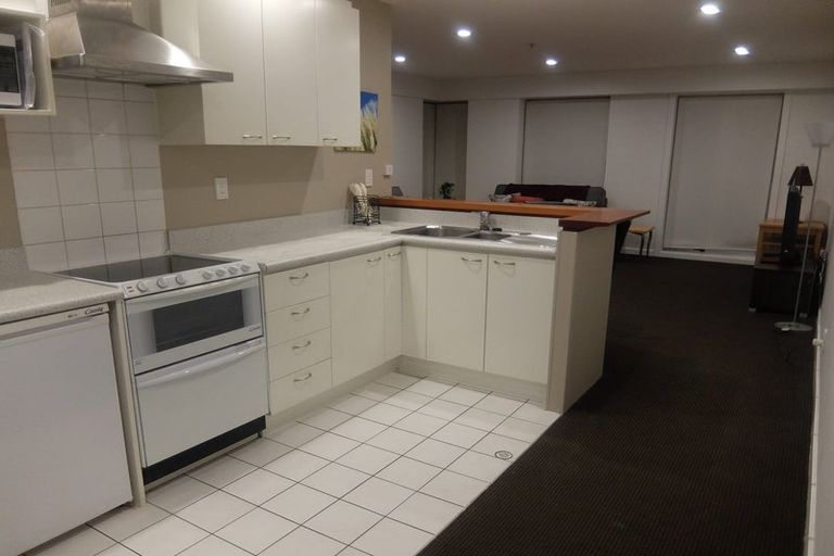 Photo of property in Terrace Heights Apartments, 3d/163 The Terrace, Wellington Central, Wellington, 6011