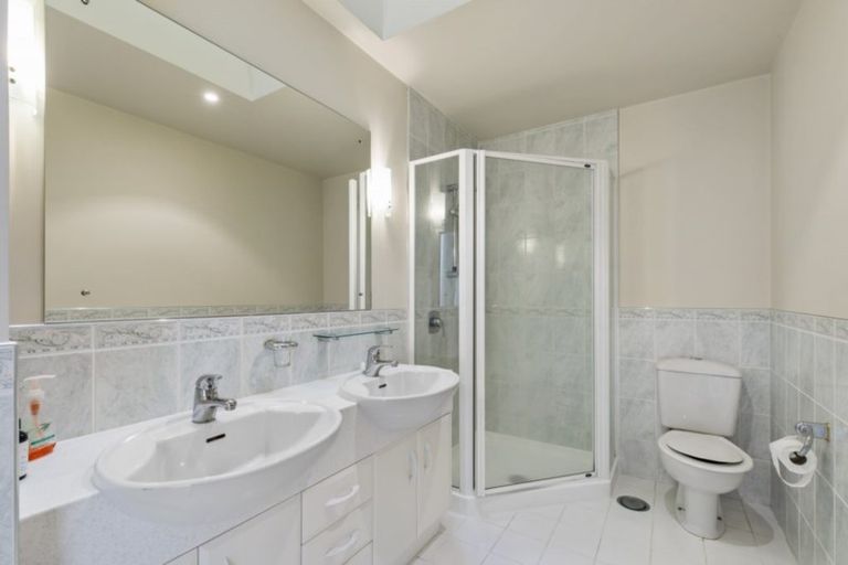 Photo of property in 148 Harbour Village Drive, Gulf Harbour, Whangaparaoa, 0930