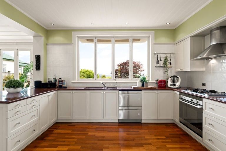 Photo of property in 17 Granville Terrace, Belleknowes, Dunedin, 9011