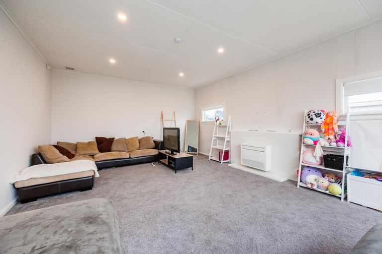 Photo of property in 96 Ferguson Street, West End, Palmerston North, 4412