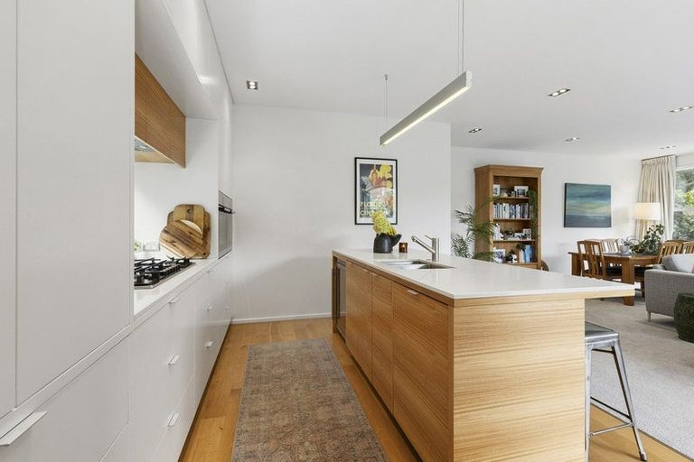 Photo of property in 405b Karori Road, Karori, Wellington, 6012