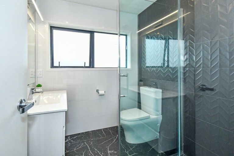 Photo of property in 9a Aurea Avenue, Pakuranga, Auckland, 2010