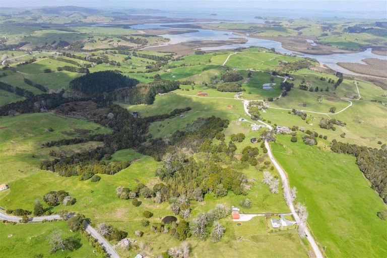 Photo of property in 15 Witheford Road, Wharehine, Wellsford, 0973