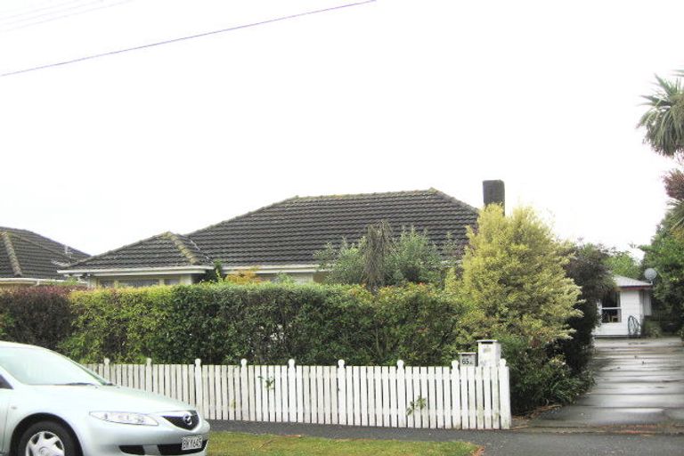 Photo of property in 65 Coopers Road, Dallington, Christchurch, 8061