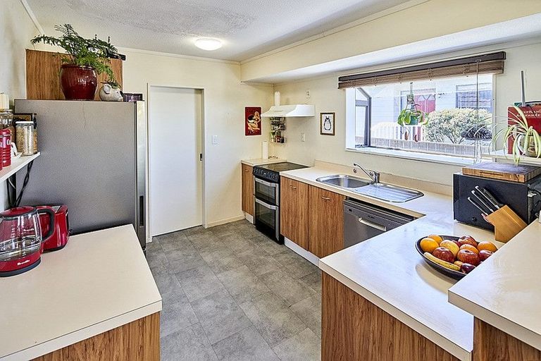 Photo of property in 108a Montgomery Avenue, Karori, Wellington, 6012