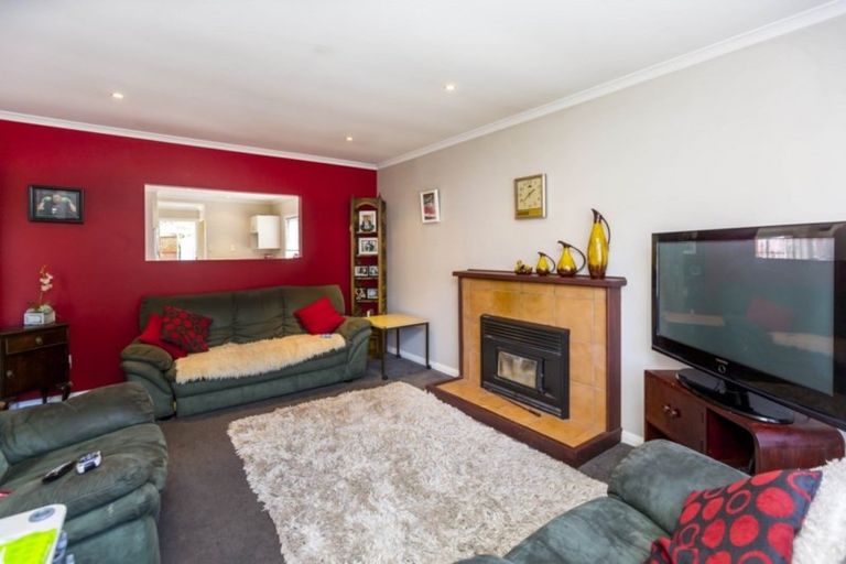 Photo of property in 78 Peel Place, Wainuiomata, Lower Hutt, 5014