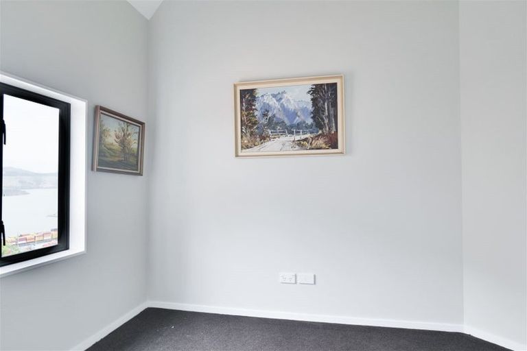 Photo of property in 30 Gilmour Terrace, Lyttelton, 8082