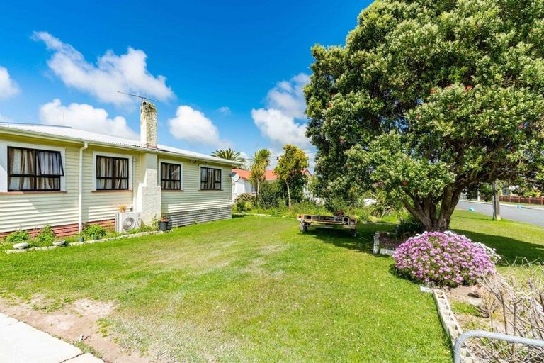 Photo of property in 57 Tirarau Street, Dargaville, 0310