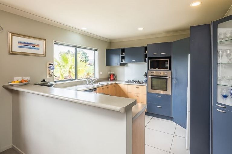 Photo of property in 5 Central Park, Paraparaumu Beach, Paraparaumu, 5032