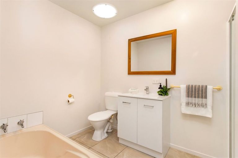 Photo of property in 35b Oxley Avenue, St Albans, Christchurch, 8014