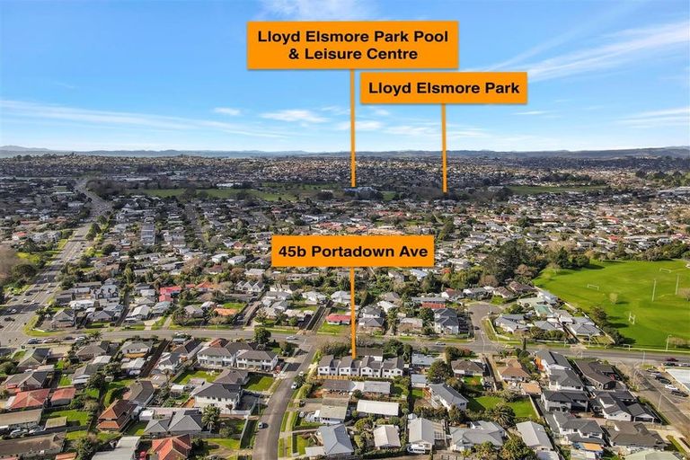 Photo of property in 45b Portadown Avenue, Pakuranga Heights, Auckland, 2010
