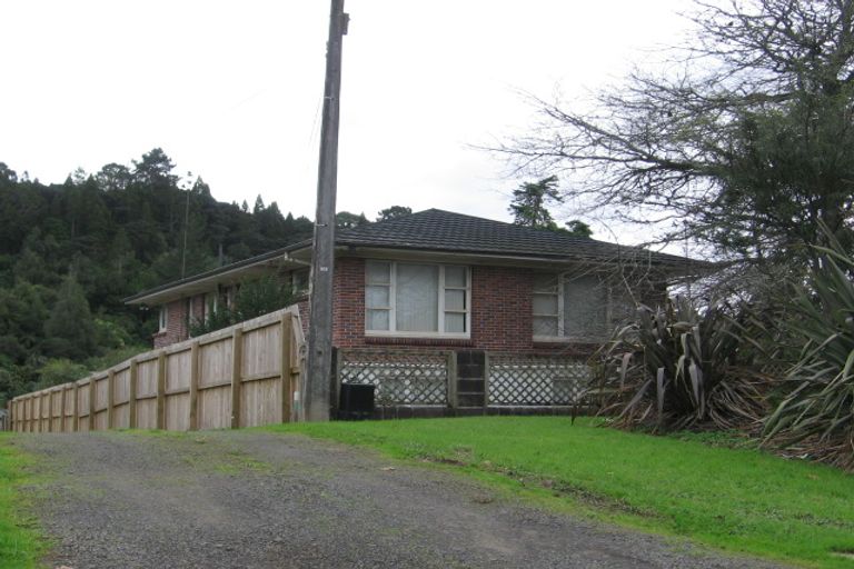 Photo of property in 611 Swanson Road, Swanson, Auckland, 0612