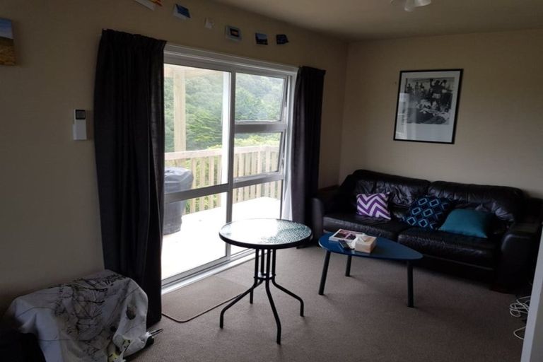 Photo of property in 107 Dowse Drive, Maungaraki, Lower Hutt, 5010