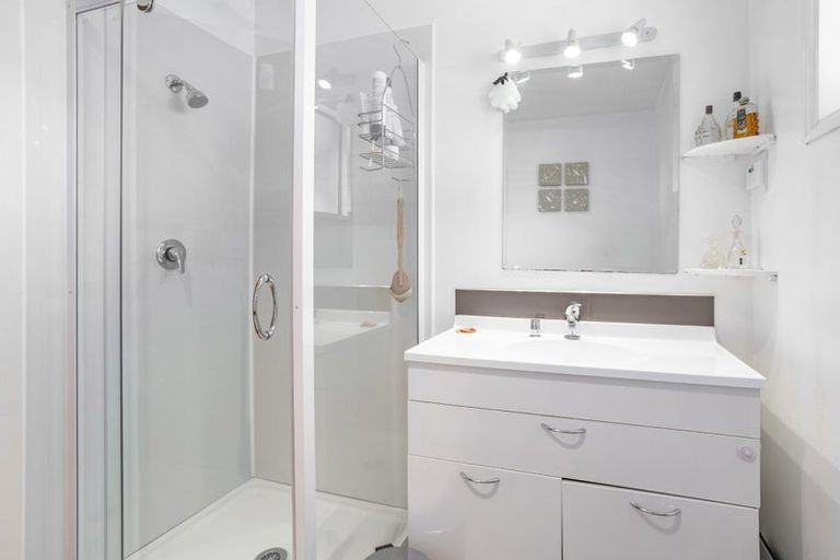 Photo of property in 6 Birdling Place, Halswell, Christchurch, 8025