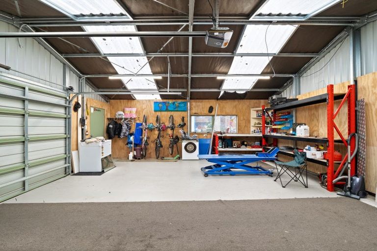 Photo of property in 20 Binnie Street, Abbotsford, Dunedin, 9018
