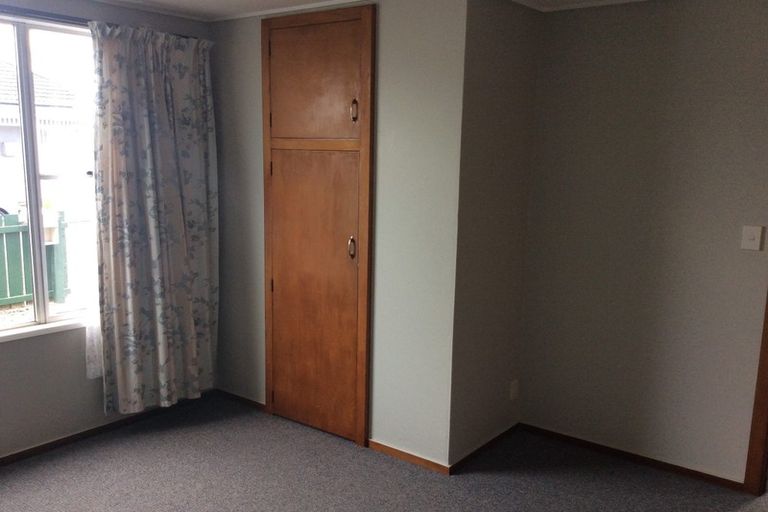 Photo of property in 17a Wynyard Street, South Dunedin, Dunedin, 9012