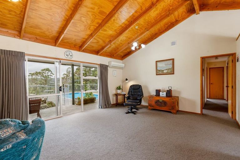 Photo of property in 73 Waiteitei Road, Wellsford, 0974