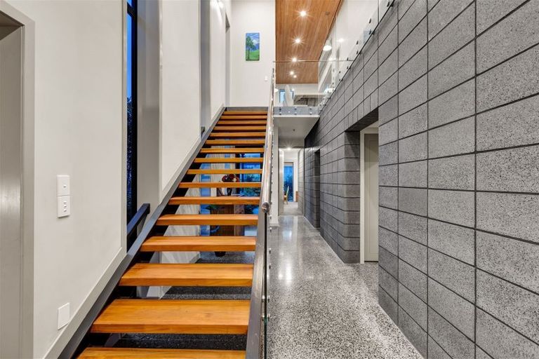 Photo of property in 16a Links Drive, Waiwhakaiho, New Plymouth, 4312