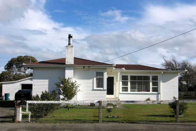 Photo of property in 8 Hinau Place, Lansdowne, Masterton, 5810