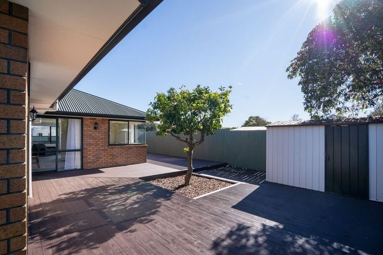 Photo of property in 27 Bowen Street, Cambridge, 3434