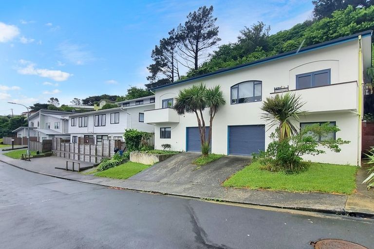 Photo of property in 57a Sheridan Terrace, Johnsonville, Wellington, 6037