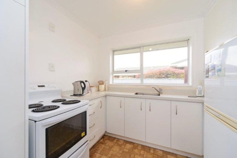 Photo of property in 11a Woodfield Avenue, Roslyn, Palmerston North, 4414