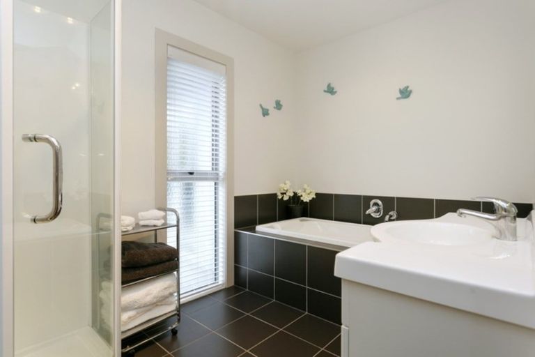 Photo of property in 19 The Circle, Nukuhau, Taupo, 3330