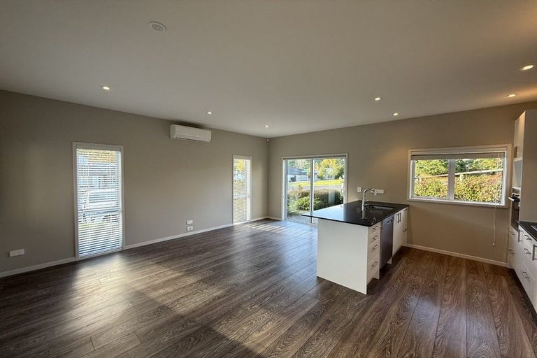 Photo of property in 29 Applemoors Way, Riverhead, 0820