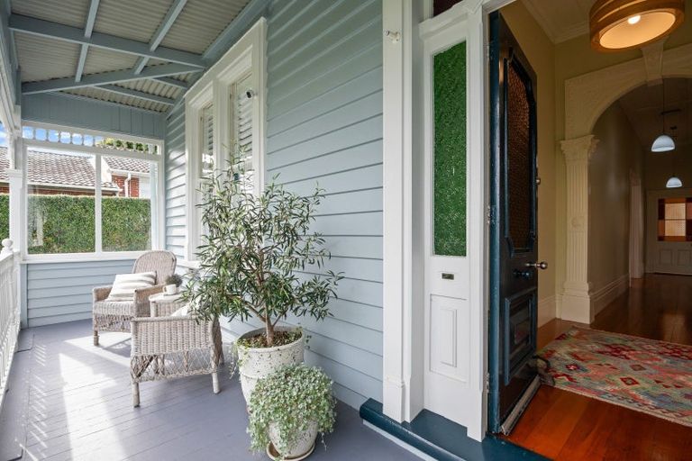Photo of property in 55 Symonds Street, Onehunga, Auckland, 1061