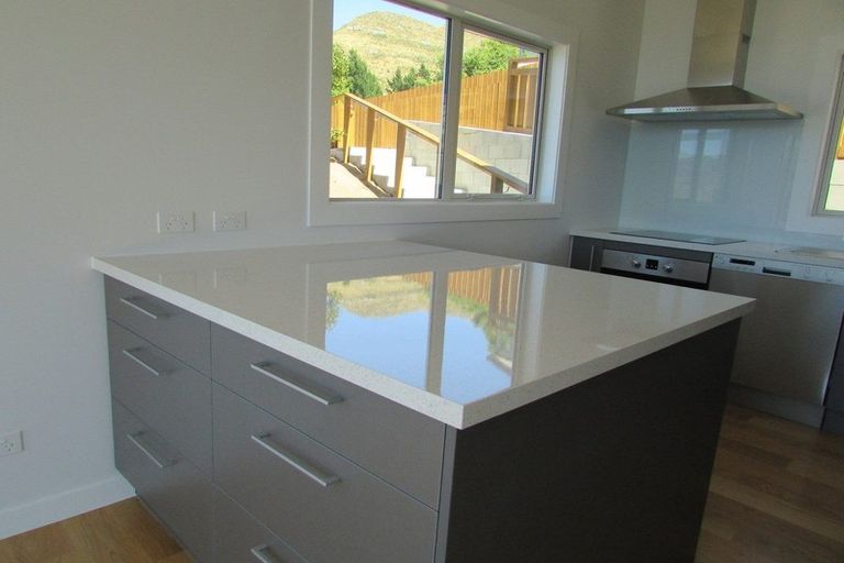 Photo of property in 4e Harmans Road, Lyttelton, 8082