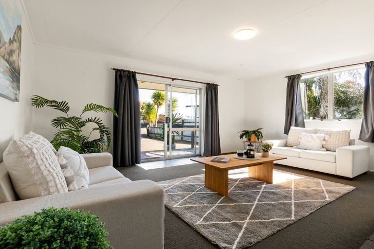 Photo of property in 7 Mckinley Place, Nawton, Hamilton, 3200