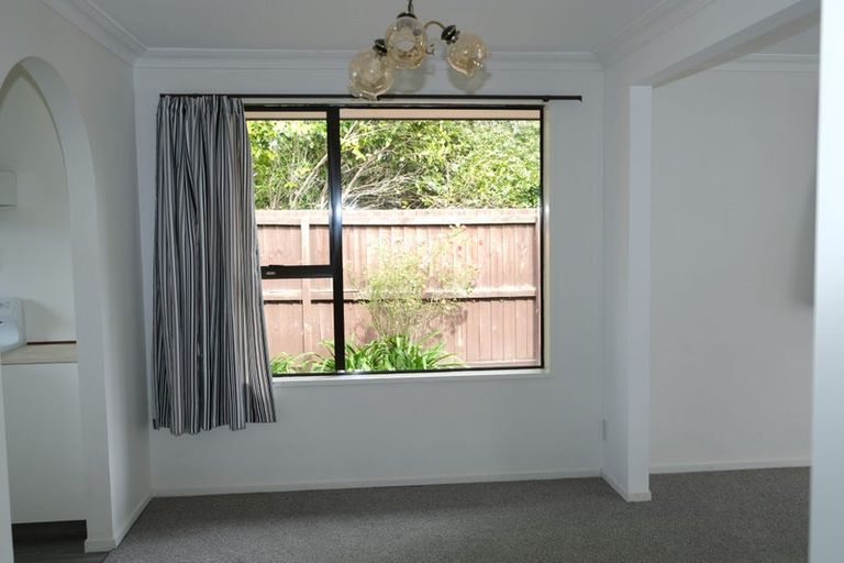 Photo of property in 2/68 Sabys Road, Halswell, Christchurch, 8025