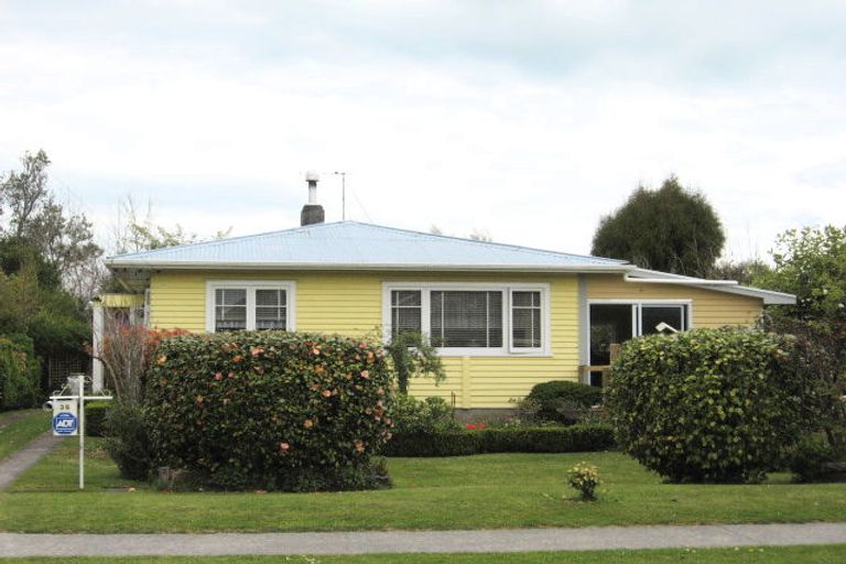 Photo of property in 36 Corlett Street, Utuhina, Rotorua, 3015