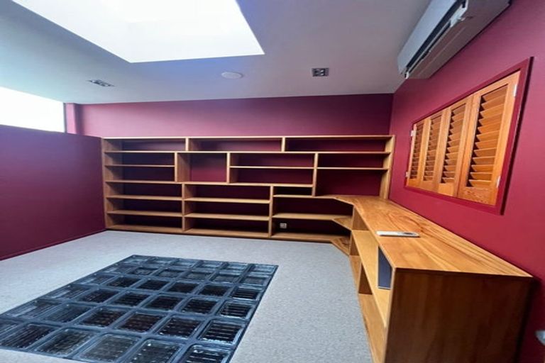 Photo of property in 1/15a Takutai Avenue, Bucklands Beach, Auckland, 2012