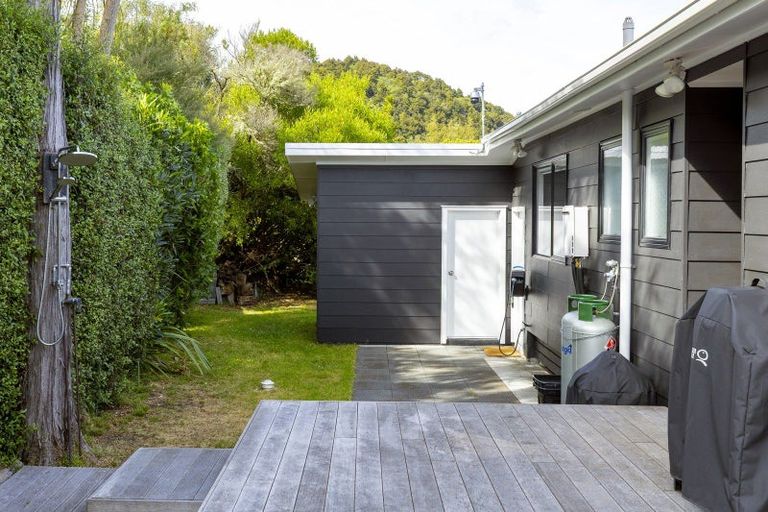 Photo of property in 242 Rereahu Avenue, Hatepe, Turangi, 3382