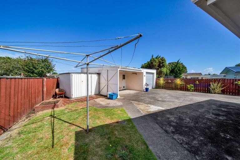 Photo of property in 12 Trimble Place, Bell Block, New Plymouth, 4312