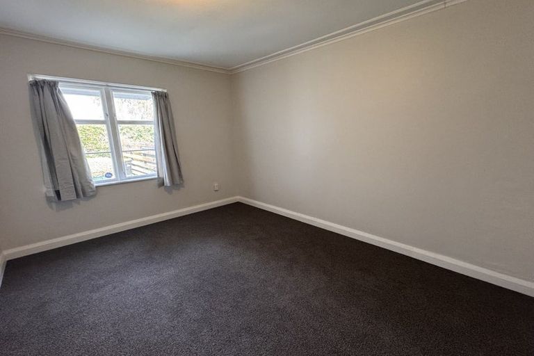 Photo of property in 26 Monorgan Road, Strathmore Park, Wellington, 6022