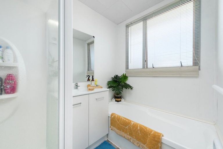 Photo of property in 13a Belray Place, Papamoa Beach, Papamoa, 3118