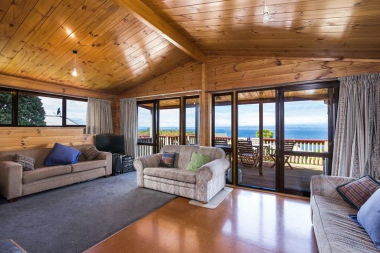 Photo of property in 17 Hinekapi Terrace, Kuratau, Turangi, 3381