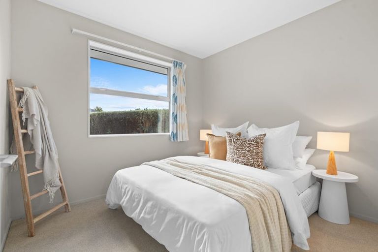 Photo of property in 16 Graycliffe Street, Halswell, Christchurch, 8025